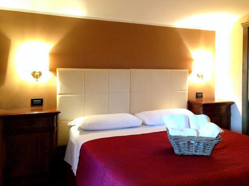 Hotel Domus Tiberina Ρώμη Εξωτερικό φωτογραφία